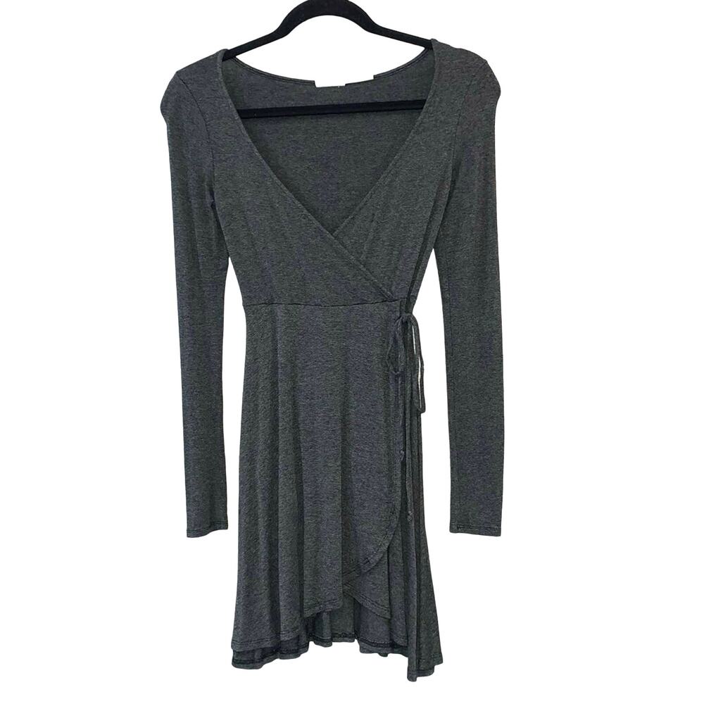 Kimchi Blue Wrap Dress XS Gray Long‎ Sleeve Mini Tie Waist Soft Stretch Boho